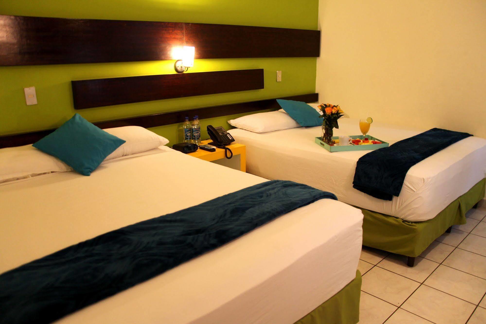 Villa Del Angel Hotel San Salvador Extérieur photo